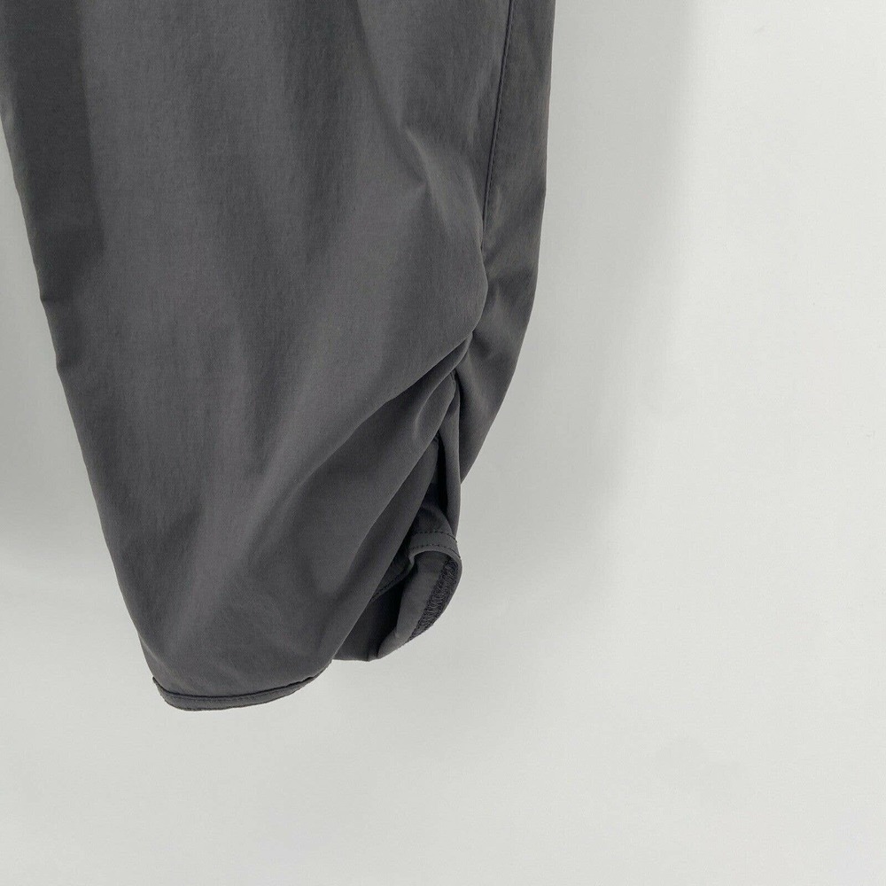 Eddie Bauer Gray Thigh Pockets Capri Hiking Pant - Picture 2 of 6